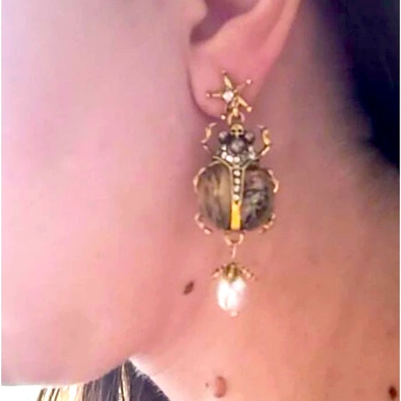 Unique👑✨Regal Royal Beetle Antique Gold Abalone Bedazzled Pearl Drop Ear… - Picture 7 of 11
